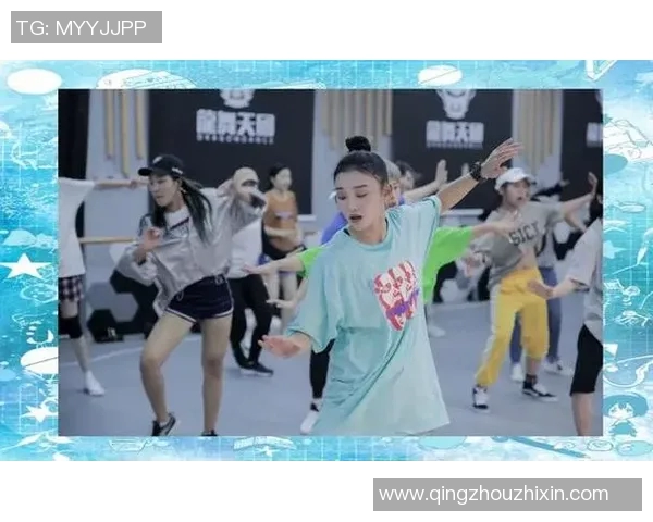 成都街舞队完美配合展现运动魅力聚焦街舞文化与团队精神的结合